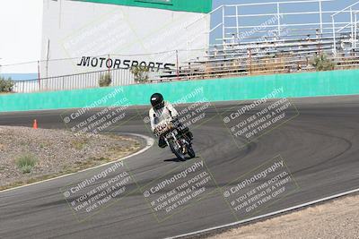 media/Apr-20-2025-AHRMA (Sun) [[393a79c373]]/Race/Group 12 early race/Turn 4b/